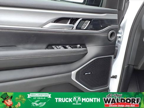 New 2025 Jeep Wagoneer Series II w/ Premium Group I image 7