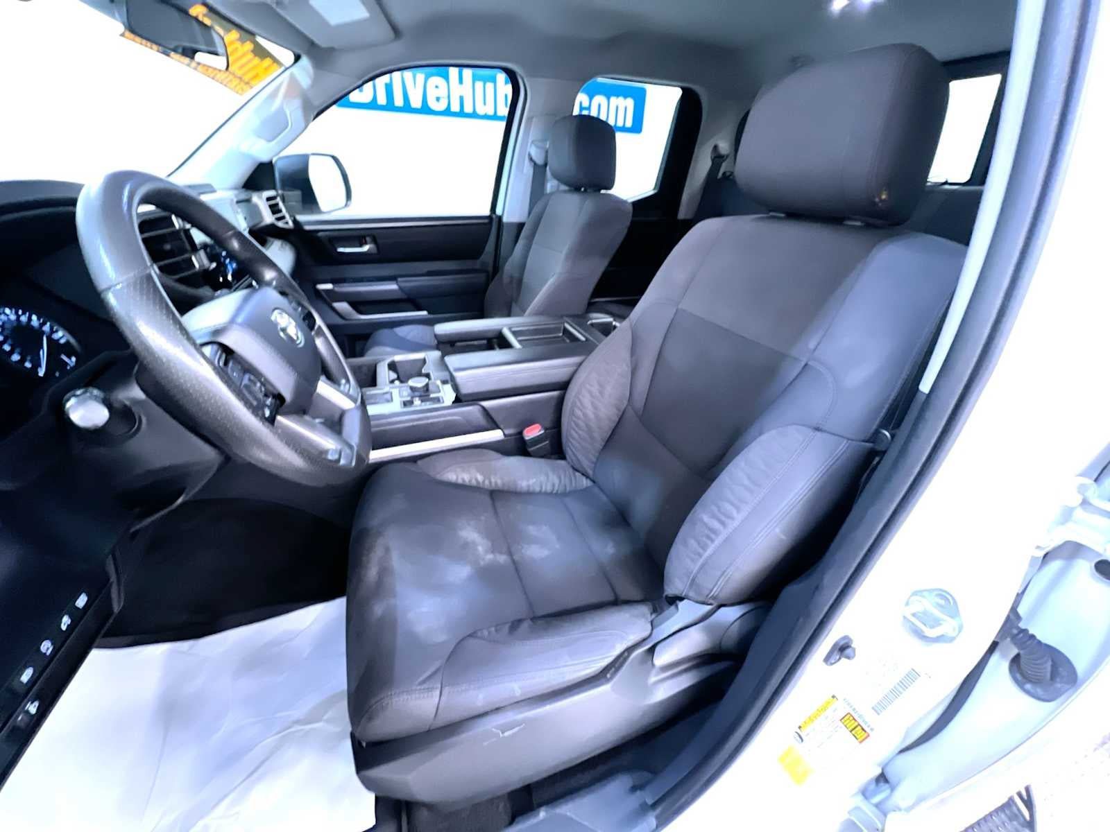 Used 2022 Toyota Tundra SR5 AWD/4WD image 14