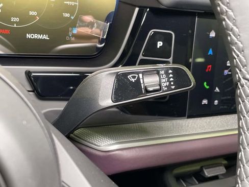 New 2026 Porsche Cayenne Coupe AWD/4WD image 44