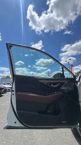 Used 2020 Subaru Outback Touring XT AWD/4WD image 9