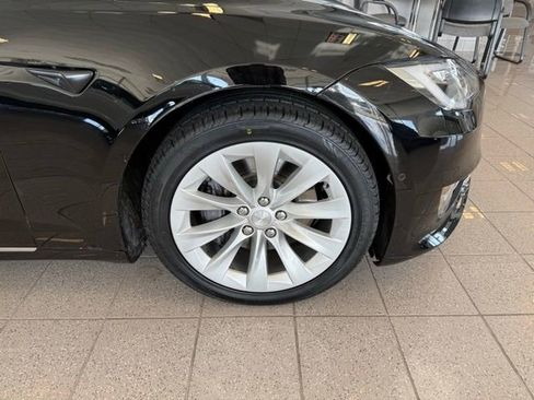 Used 2018 Tesla Model S 100D image 10