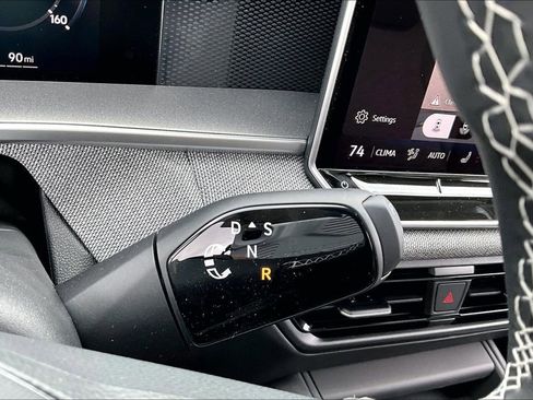 New 2026 Volkswagen Tiguan S image 28