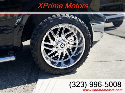 Used 2012 RAM 1500 Laramie RWD image 9