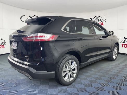 Used 2024 Ford Edge Titanium image 8