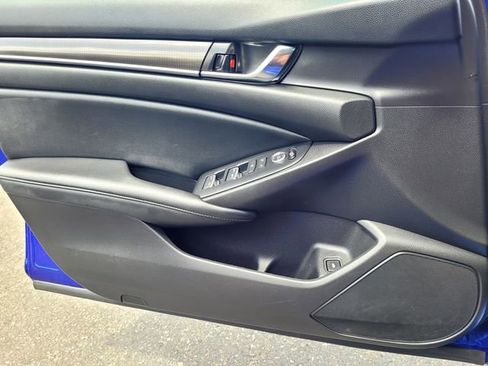 Used 2021 Honda Accord Sport image 14