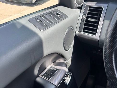 Used 2014 Land Rover Range Rover Sport HSE image 22