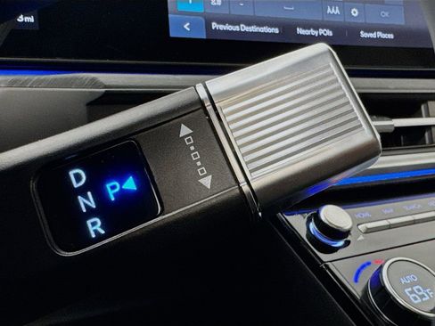 Certified 2026 Hyundai Santa Fe Limited image 17