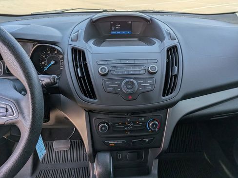 Used 2019 Ford Escape S image 23