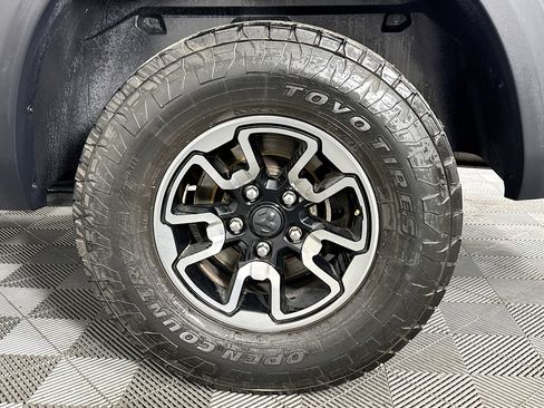 Used 2016 RAM 1500 Rebel w/ Luxury Group image 36