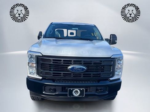 New 2026 Ford F250 XL w/ XL Off-Road Package image 2