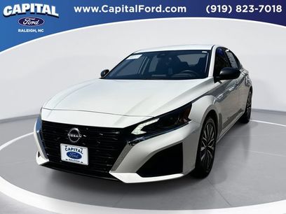 Used 2025 Nissan Altima 2.5 SV