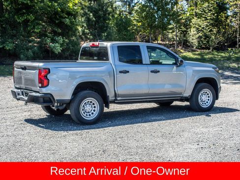 Used 2023 Chevrolet Colorado W/T RWD image 8