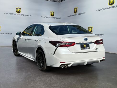 Used 2022 Toyota Camry XSE image 3