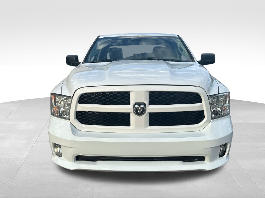 Used 2017 RAM 1500 Express AWD/4WD image 2