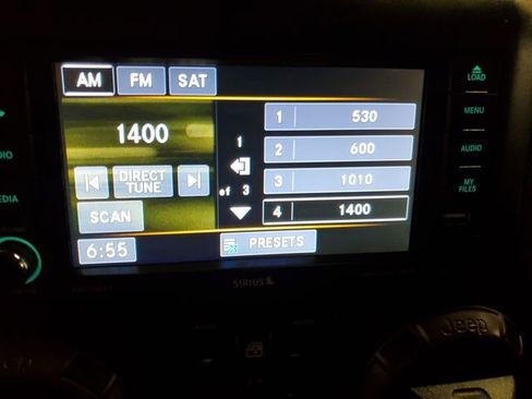 Used 2018 Jeep Wrangler Unlimited Sport S image 20