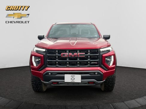 Used 2024 GMC Canyon AT4 image 8
