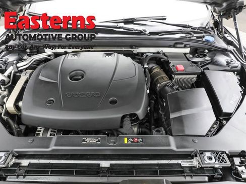 Used 2019 Volvo S60 T6 Inscription image 7