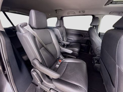 Used 2023 Honda Odyssey EX-L image 32