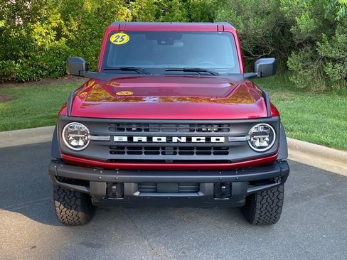 Used 2025 Ford Bronco Big Bend w/ Black Diamond Package AWD/4WD image 2