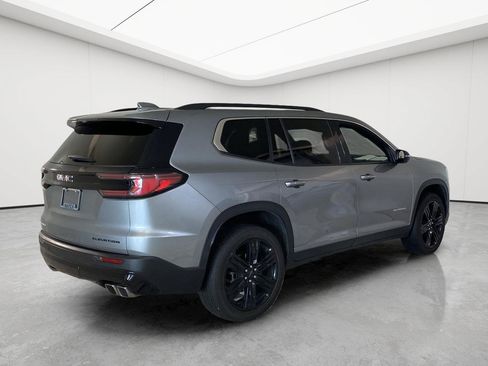 Used 2024 GMC Acadia Elevation w/ Black Edition FWD image 11