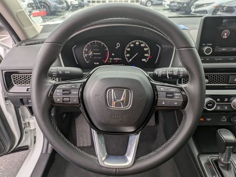 Used 2024 Honda Civic EX-L image 18