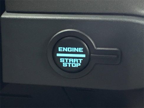 New 2025 Ford Bronco 4-Door image 30