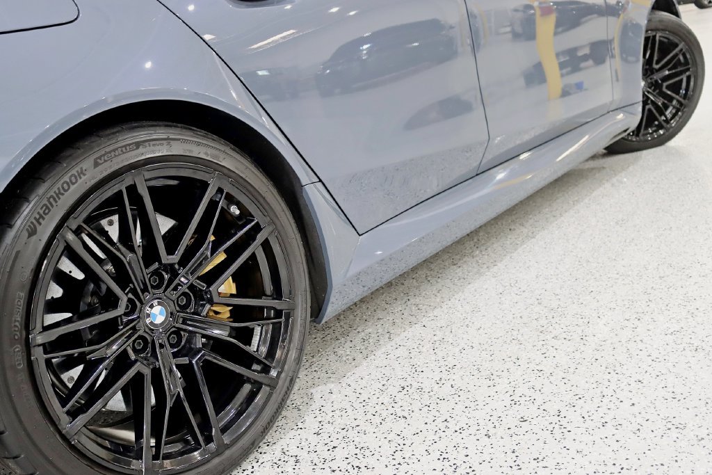 Used 2025 BMW M5 w/ Carbon Package AWD/4WD image 14