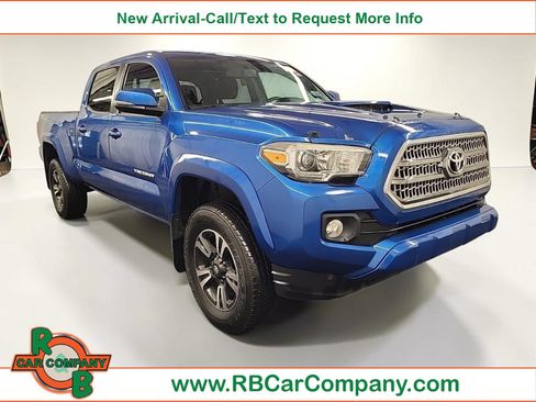Used 2016 Toyota Tacoma SR5 AWD/4WD image 1