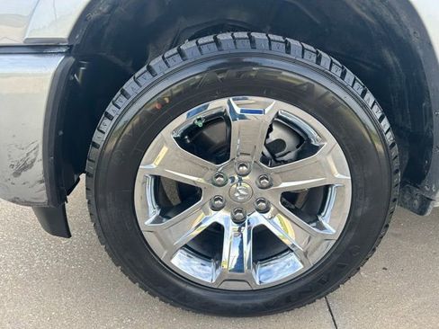 Used 2025 RAM 1500 Big Horn AWD/4WD image 16
