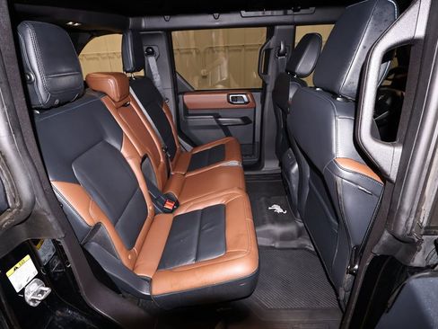 Certified 2024 Ford Bronco Outer Banks AWD/4WD image 17
