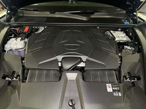 New 2026 Porsche Cayenne Coupe AWD/4WD image 25