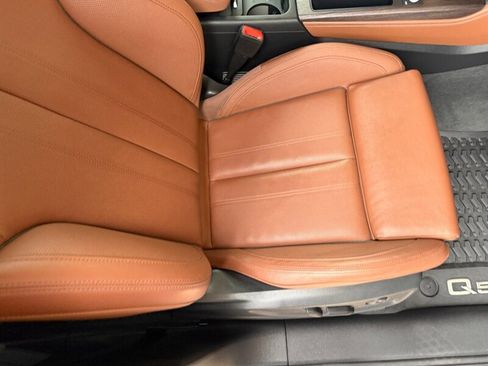 Used 2021 Audi Q5 e Prestige w/ Prestige Package image 40