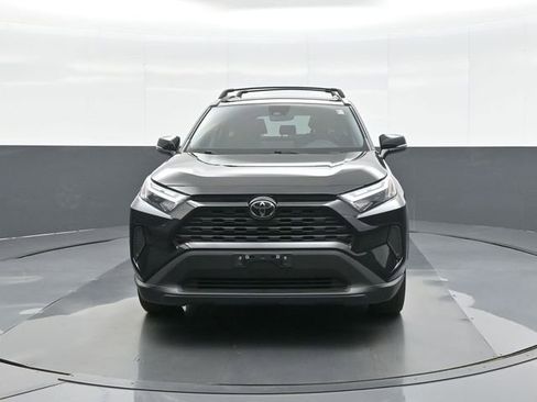 Used 2024 Toyota RAV4 XLE w/ Convenience Package image 2