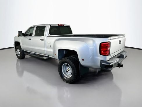 Used 2019 Chevrolet Silverado 3500 W/T w/ WT Convenience Package AWD/4WD image 5
