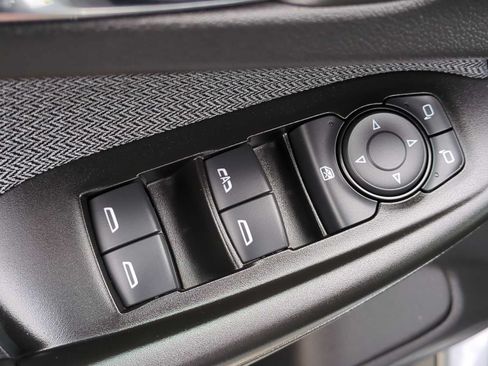Used 2023 Chevrolet TrailBlazer LT FWD image 11