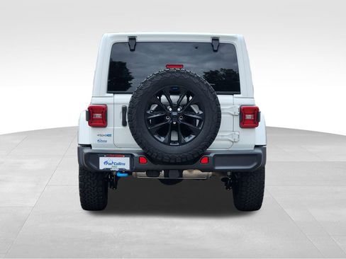 Used 2022 Jeep Wrangler Unlimited Sahara w/ Cold Weather Group AWD/4WD image 7