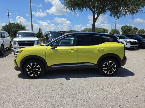 Certified 2025 Nissan Kicks SR FWD image 4