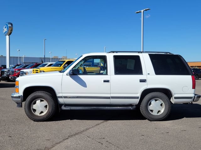 Used 1996 Chevrolet Tahoe 4WD image 2