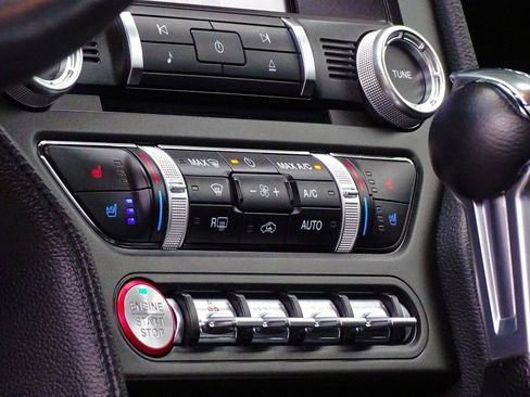 Used 2020 Ford Mustang GT Premium w/ Equipment Group 401A RWD image 28