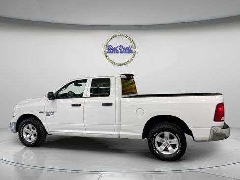 Used 2019 RAM 1500 Tradesman w/ Chrome Appearance Group AWD/4WD image 4