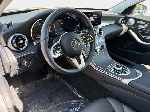 Used 2021 Mercedes-Benz C 300 Sedan w/ Premium Package image 39
