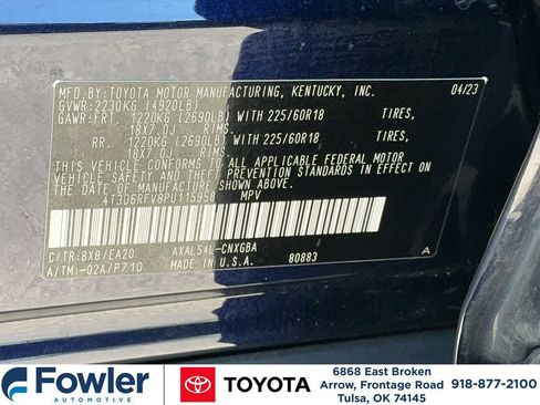 Used 2023 Toyota RAV4 Limited AWD/4WD image 27