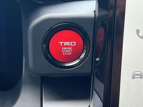 New 2026 Toyota 4Runner TRD Off-Road Premium AWD/4WD image 23