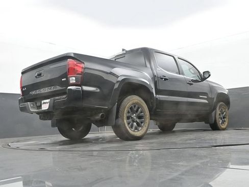 Used 2021 Toyota Tacoma SR5 w/ Technology Package AWD/4WD image 11