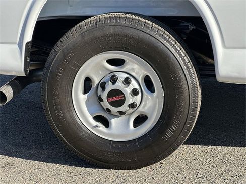 New 2026 GMC Savana 2500 w/ Driver Convenience Package image 26