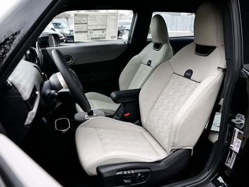 New 2026 MINI Cooper 2-Door Hardtop image 20