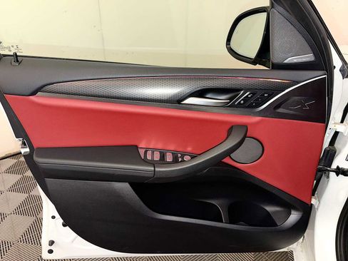 Certified 2023 BMW X3 xDrive30i w/ M Sport Package image 11