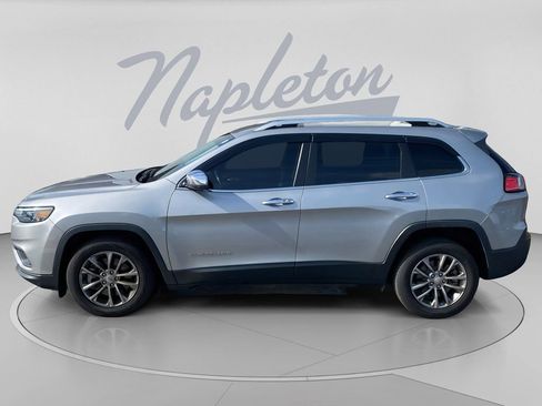 Used 2020 Jeep Cherokee Latitude Plus w/ Comfort/Convenience Group FWD image 6