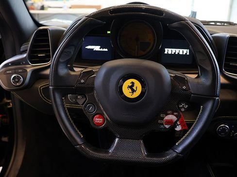 Used 2011 Ferrari 458 Italia Coupe RWD image 89