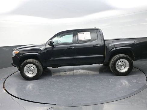 Used 2020 Toyota Tacoma 4x4 Double Cab image 4